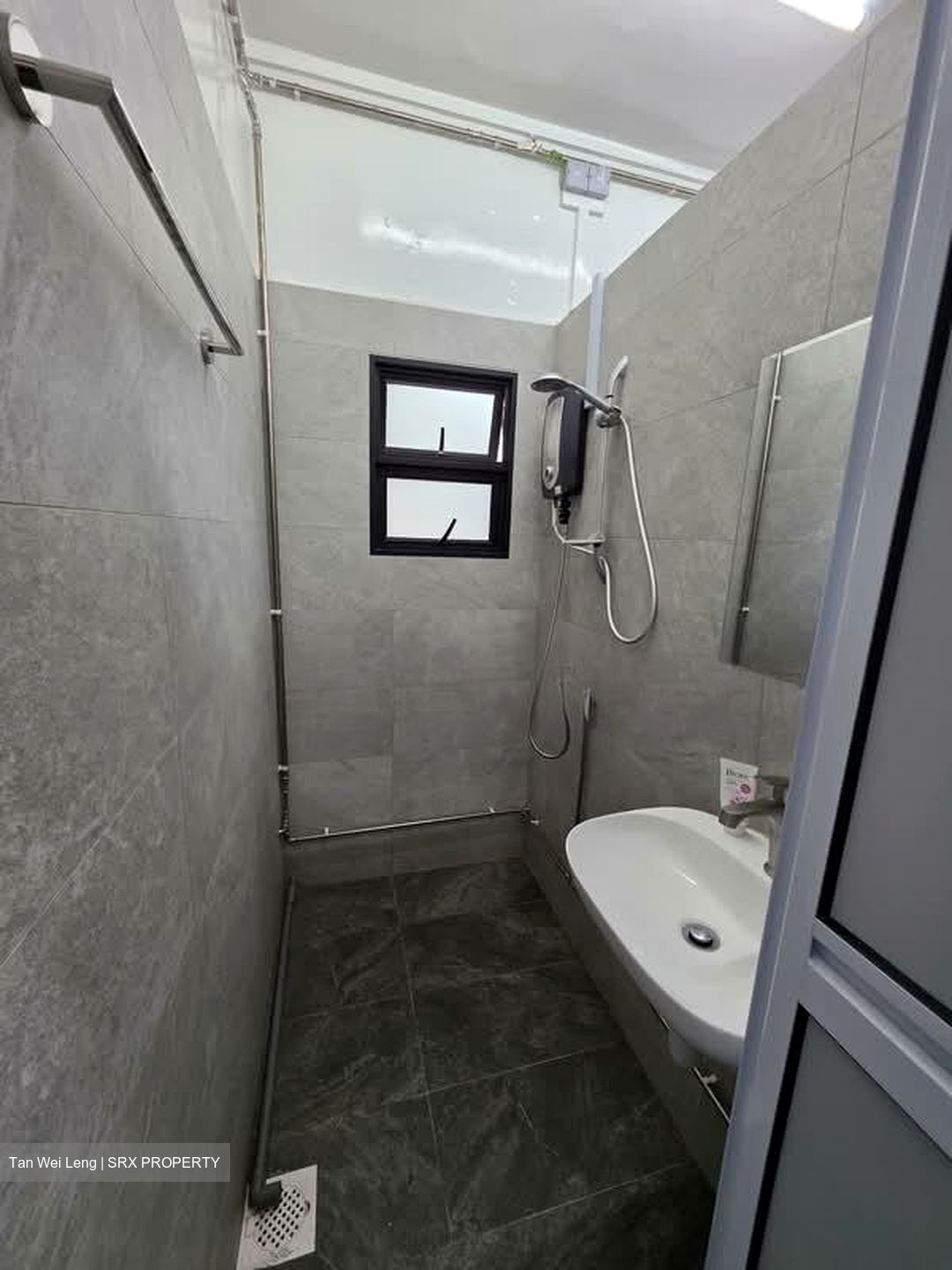 Kitchener Road (D8), Apartment #583655041